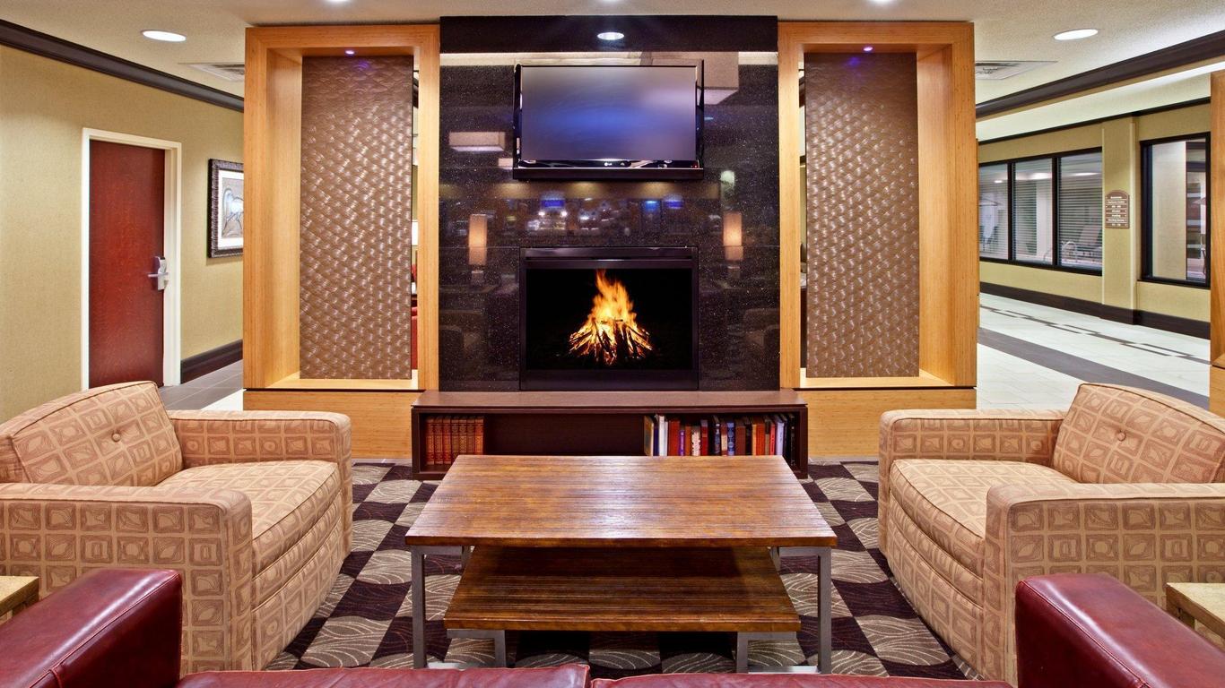 Holiday Inn Express Hotel & Suites Seymour By IHG