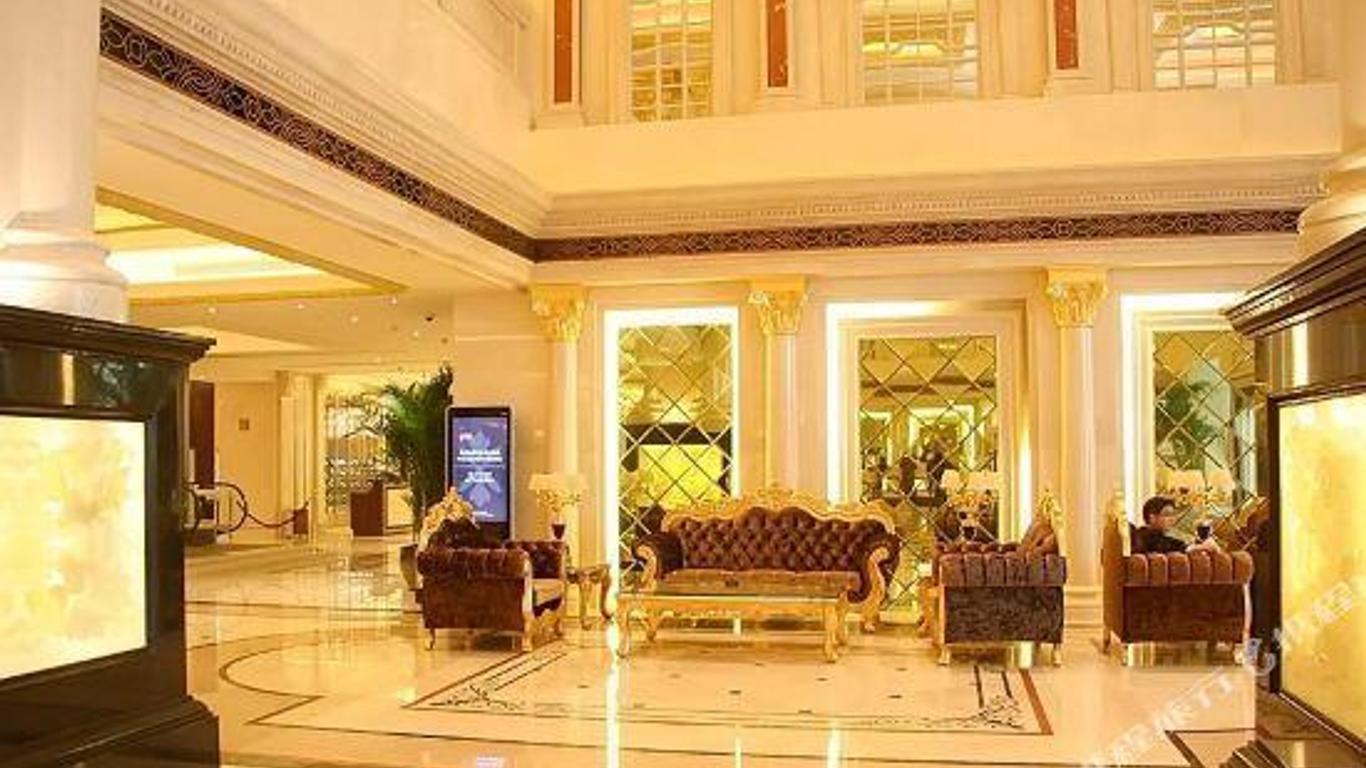 Noble International Hotel
