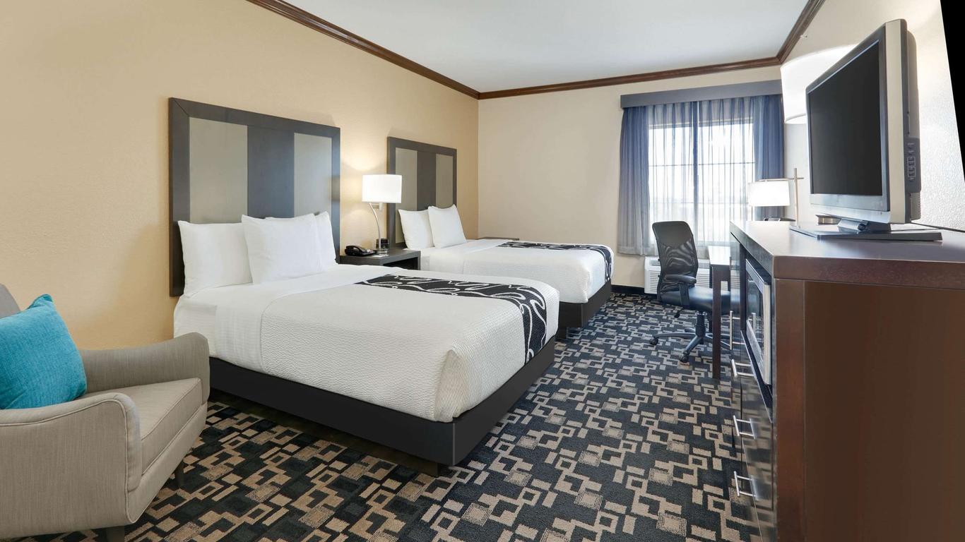 La Quinta Inn & Suites by Wyndham Big Spring