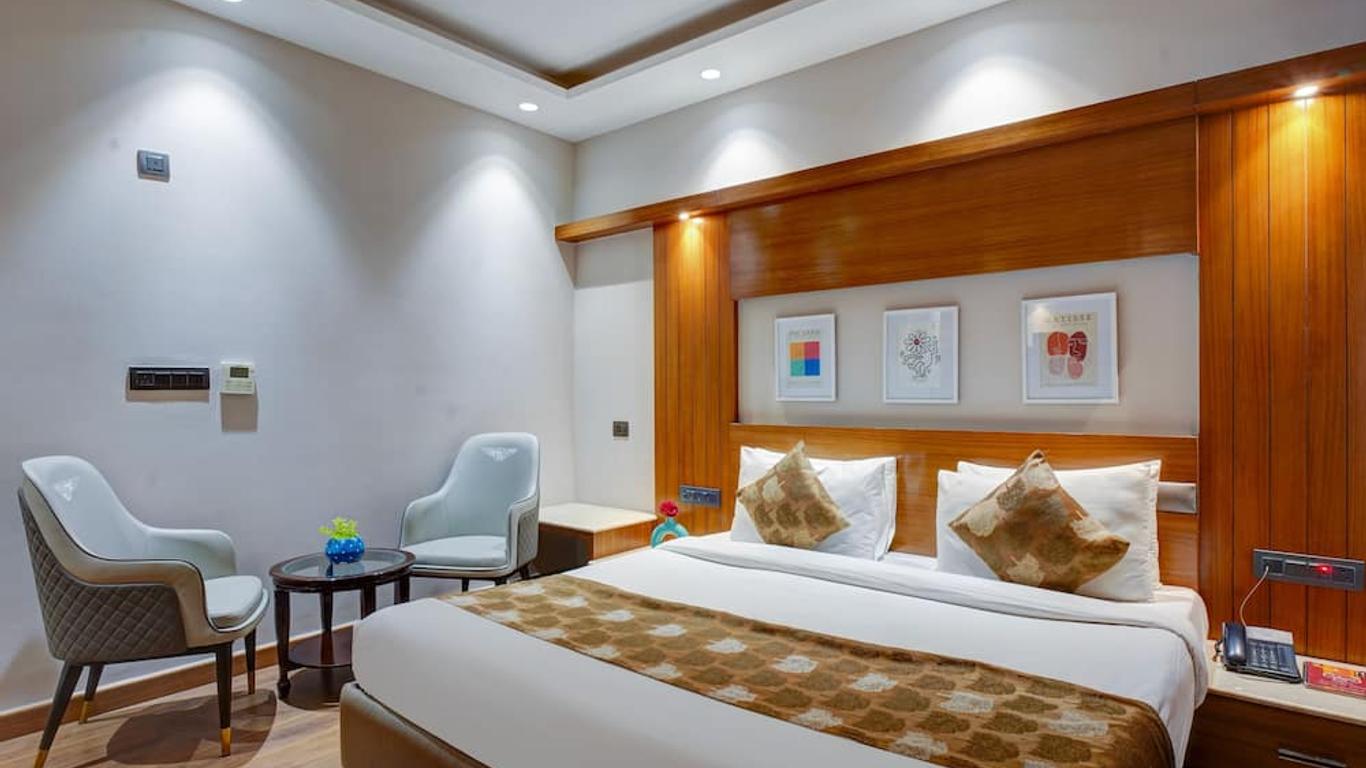 Hotel The Pearl, City Center - Traveler's Choice Award Winner for 2025