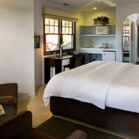 Casa Del Mar Inn