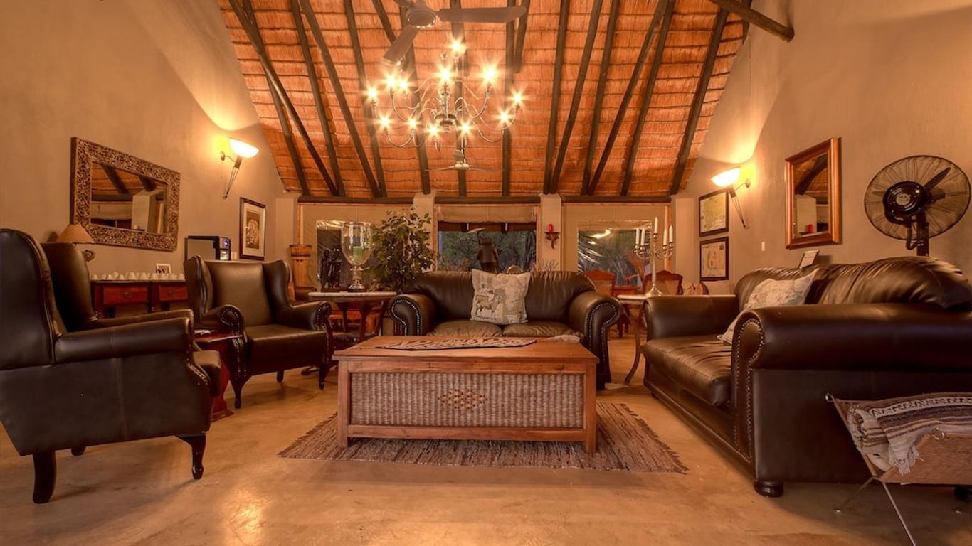 Mvuradona Safari Lodge