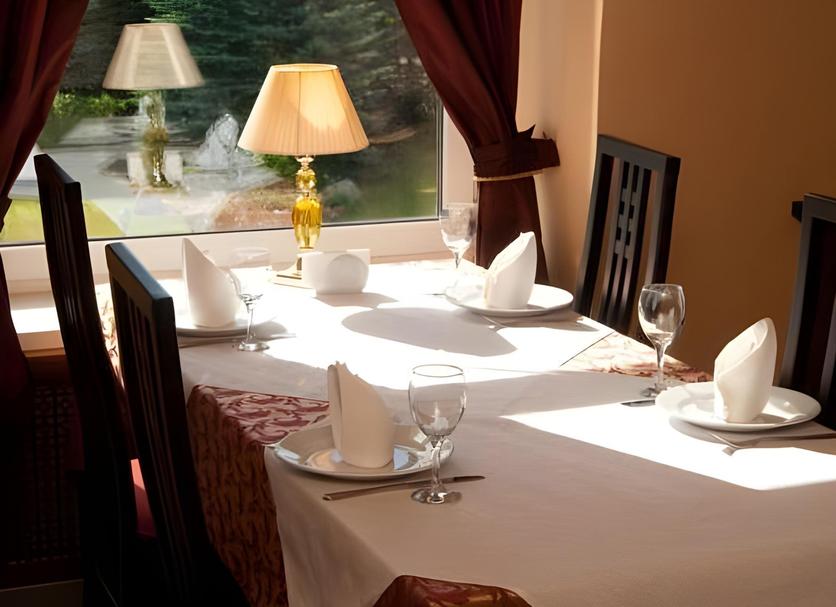 Ruokailuhuone Valokuva