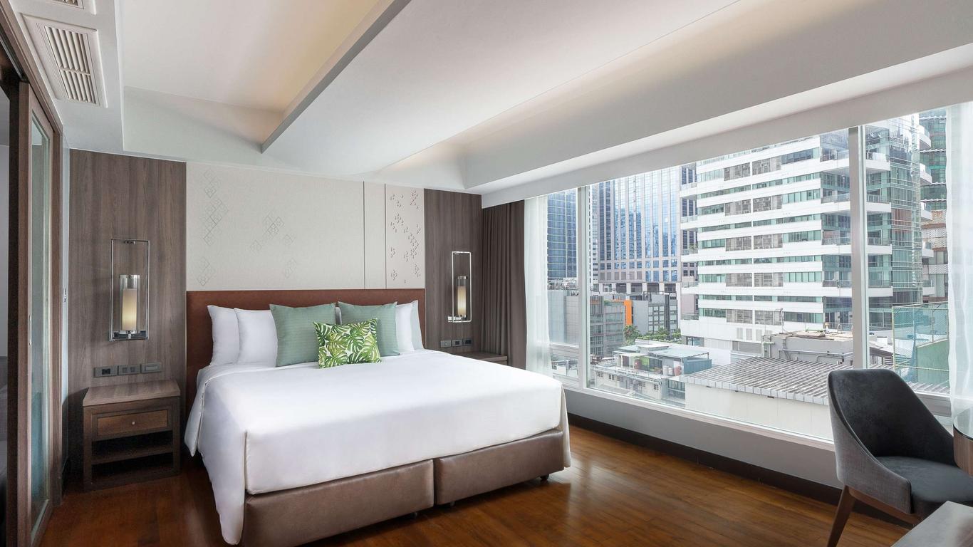 Novotel Living Bangkok Sukhumvit Legacy