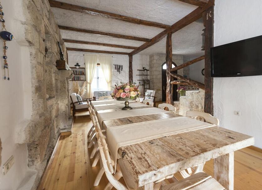 Ruokailuhuone Valokuva