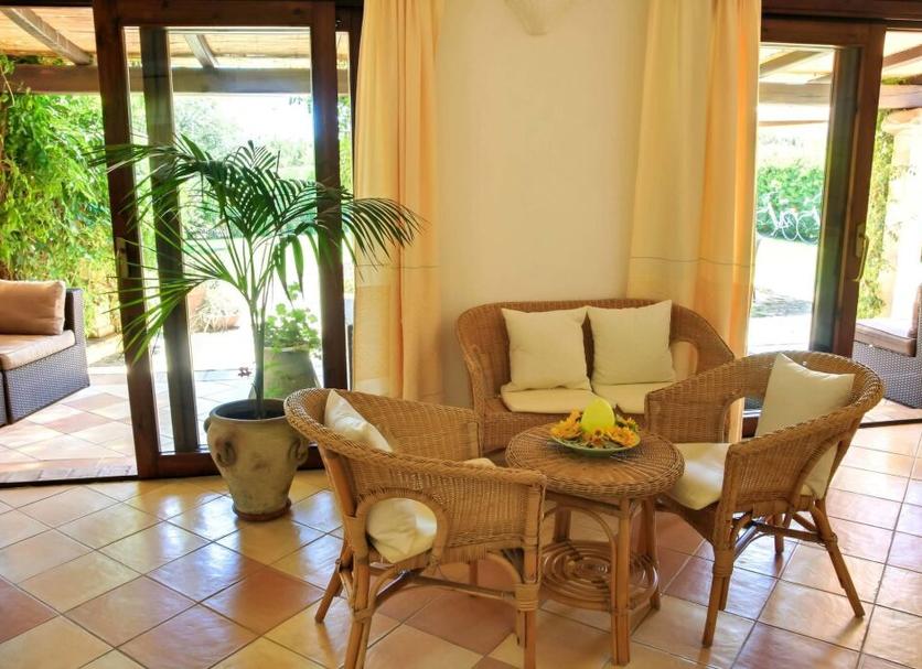 Ruokailuhuone Valokuva