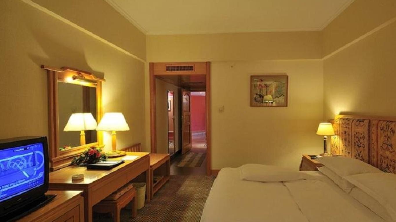 Guanfang Hotel (Lijiang Old Town Dashiche)