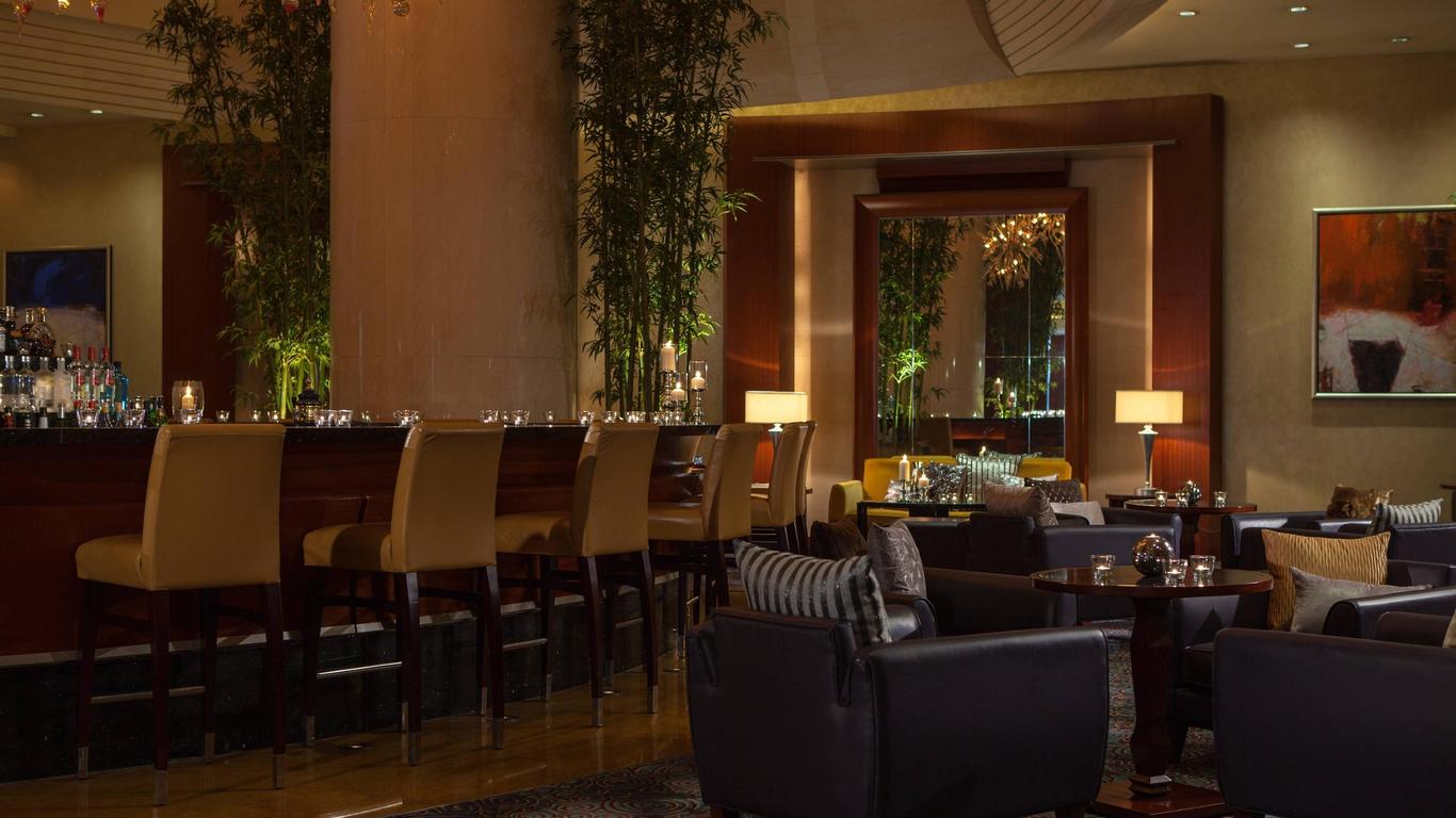 Renaissance Wuhan Hotel