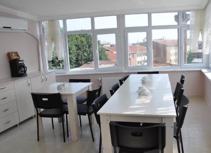 Ruokailuhuone Valokuva