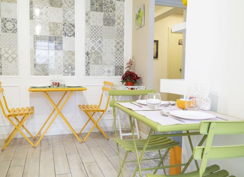 Ruokailuhuone Valokuva