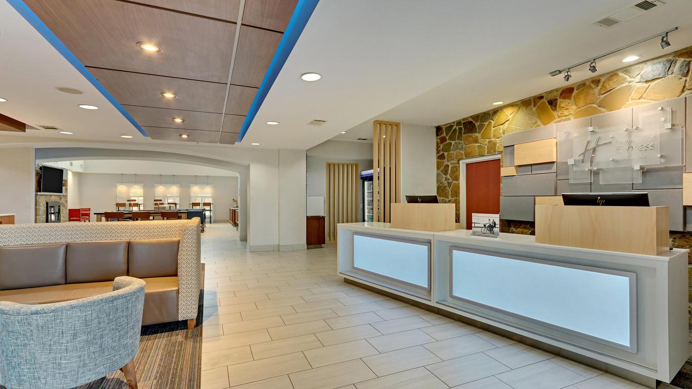 Holiday Inn Express Hotel & Suites Weatherford, An IHG Hotel
