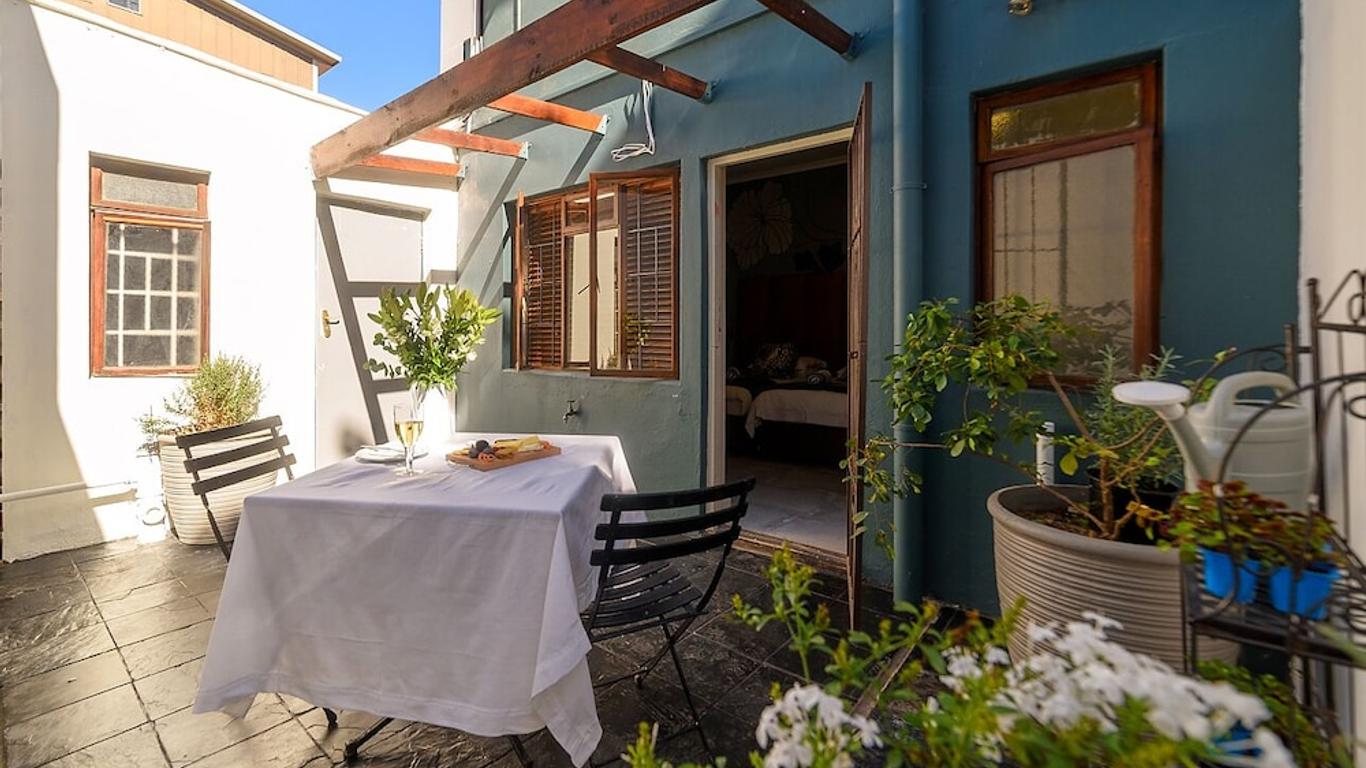 Leeuwenzee Guest House