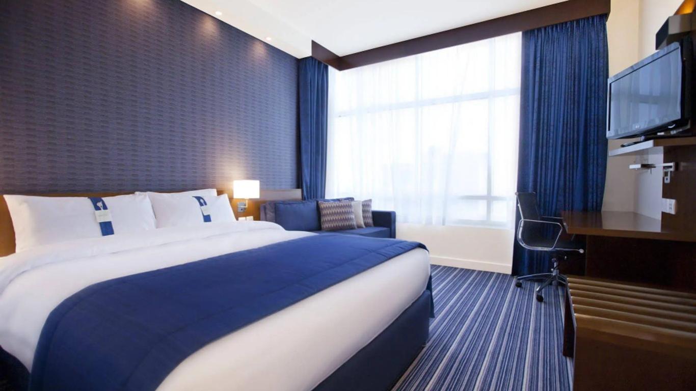 Holiday Bahrain Hotel