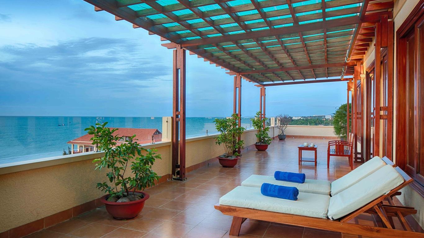 Sunny Beach Resort and Spa