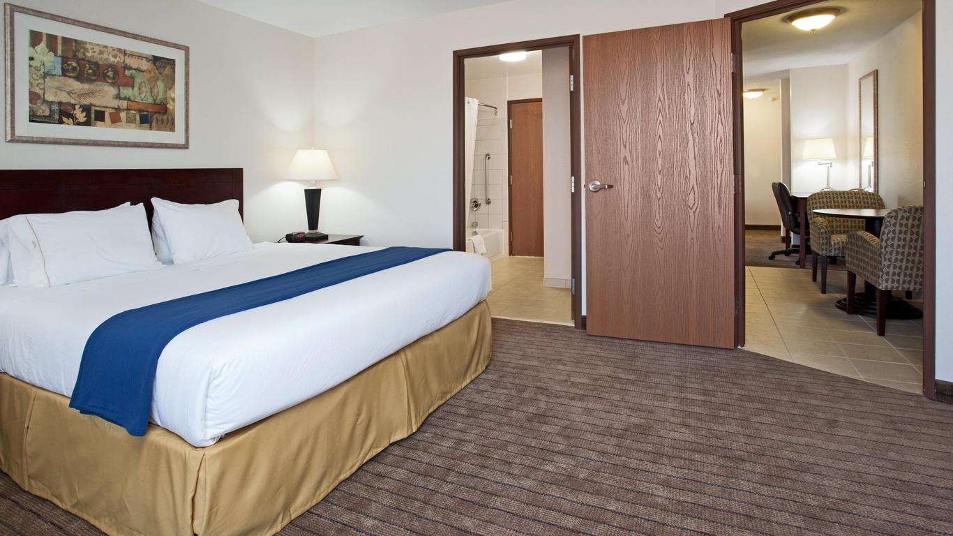 Holiday Inn Express Hotel & Suites Buffalo