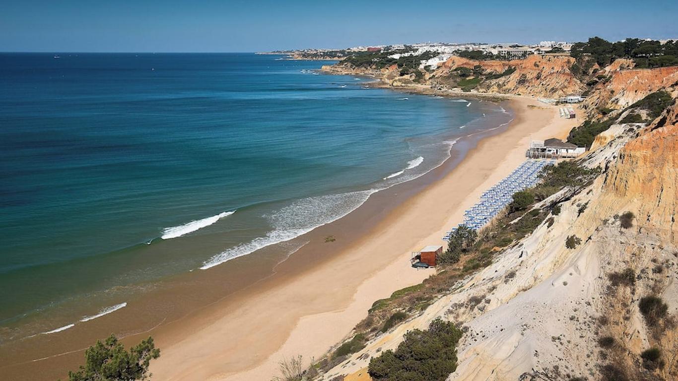 Pine Cliffs Ocean Suites, a Luxury Collection Resort & Spa, Algarve