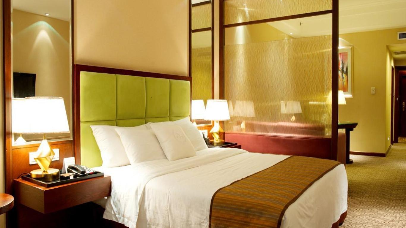 Borrman Hotel Golden Crown Liuzhou Wuxing Pedestrian Street