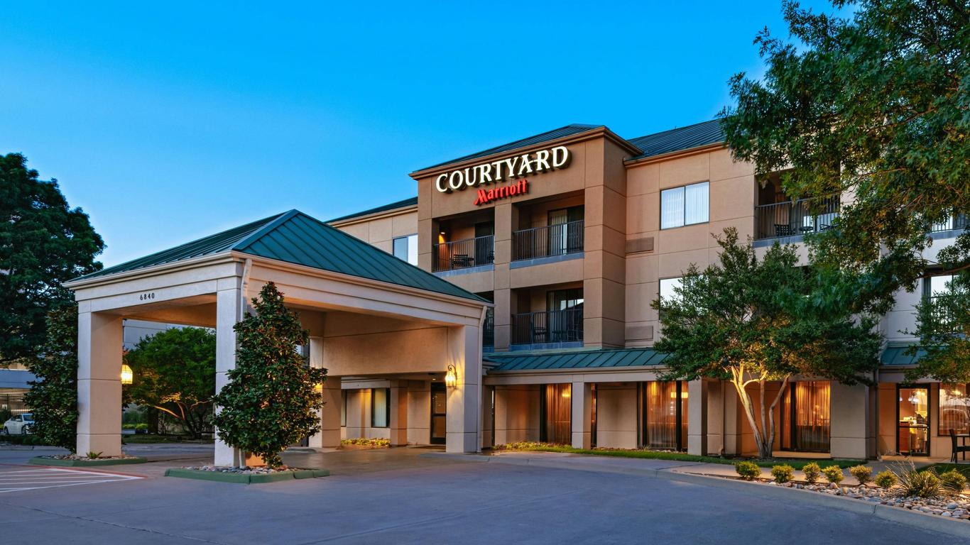 Courtyard by Marriott Dallas Plano in Legacy Park
