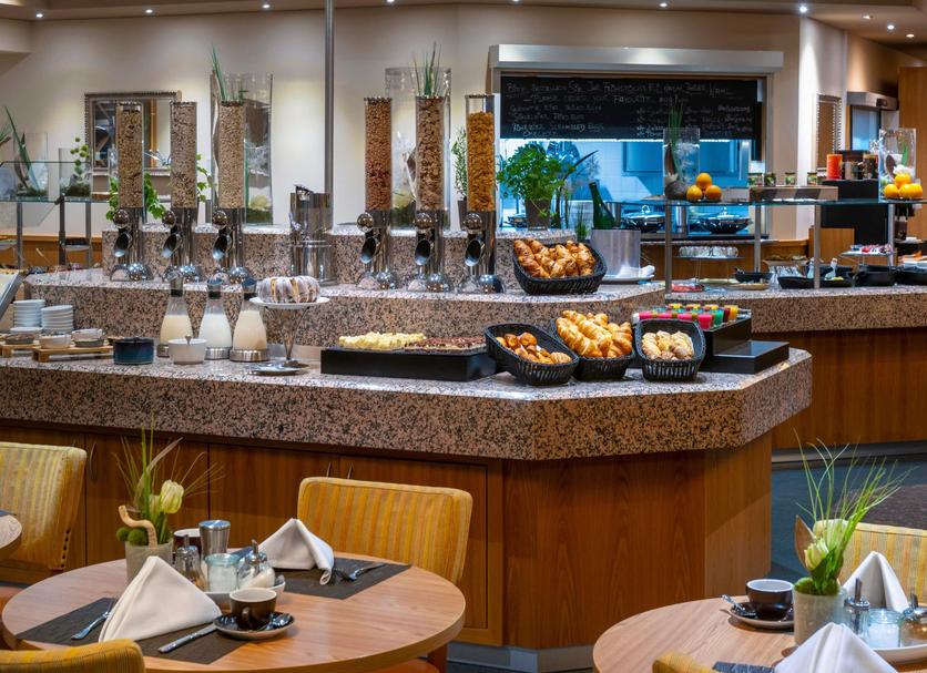 Ruokailuhuone Valokuva