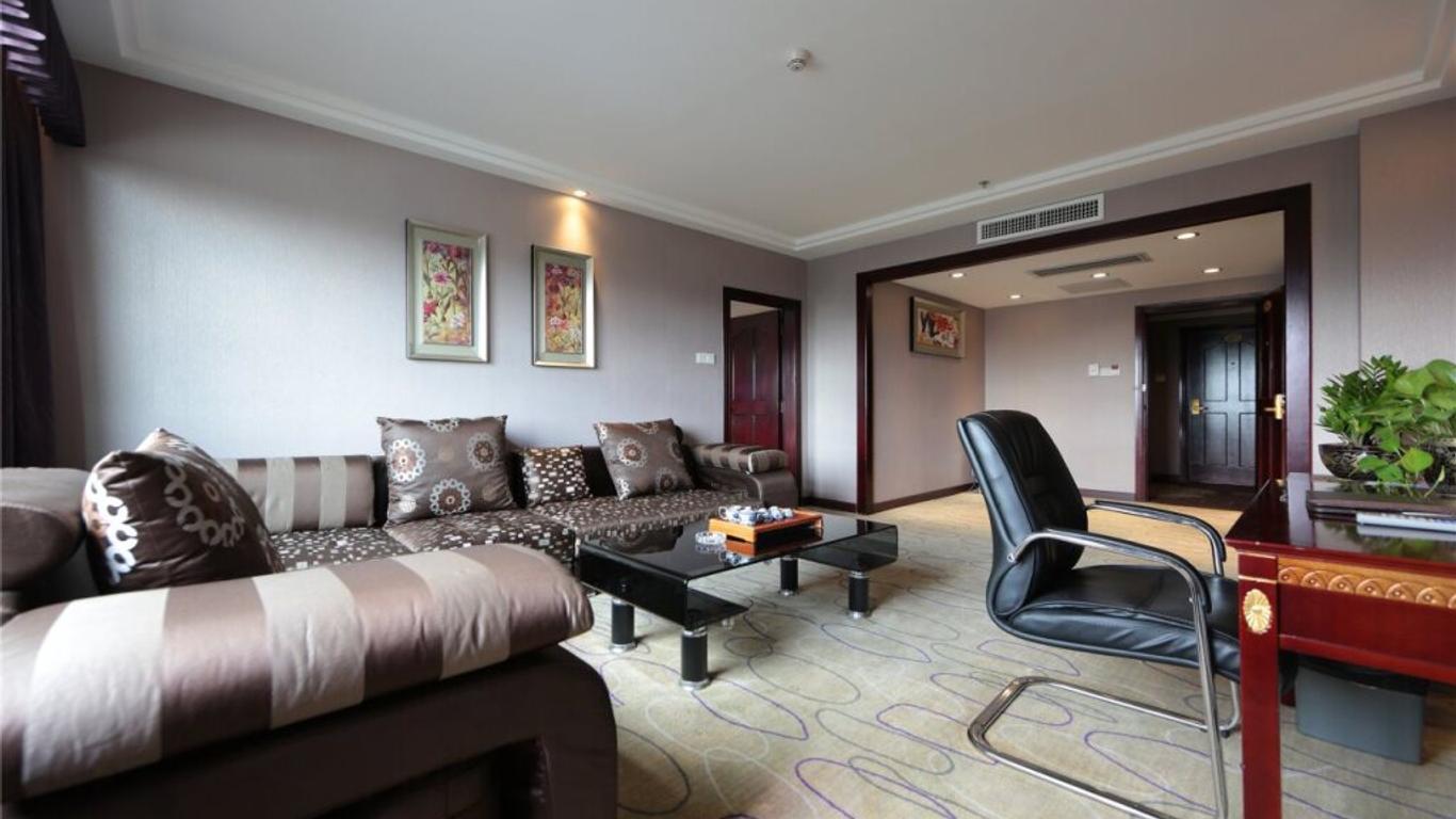 Nanzhou Hotel