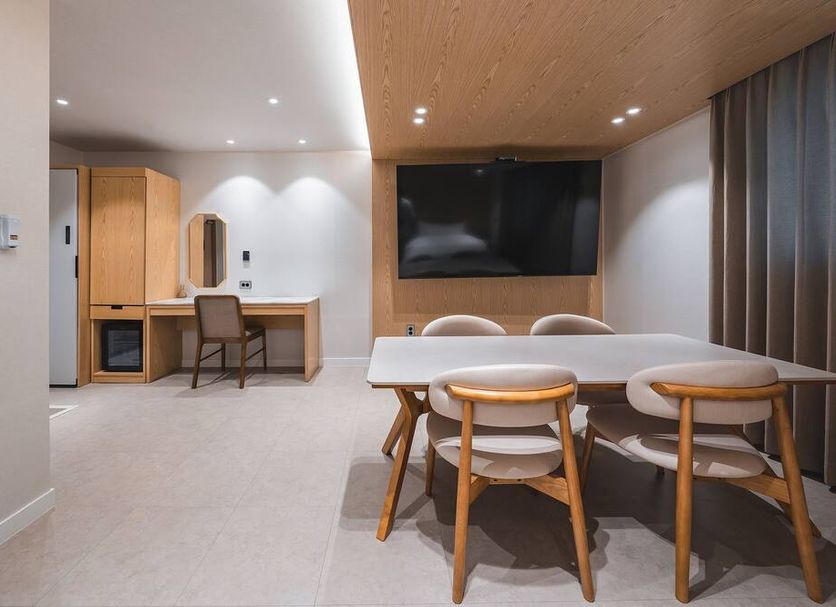 Ruokailuhuone Valokuva