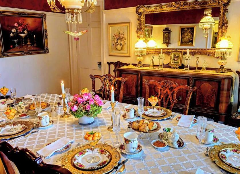 Ruokailuhuone Valokuva