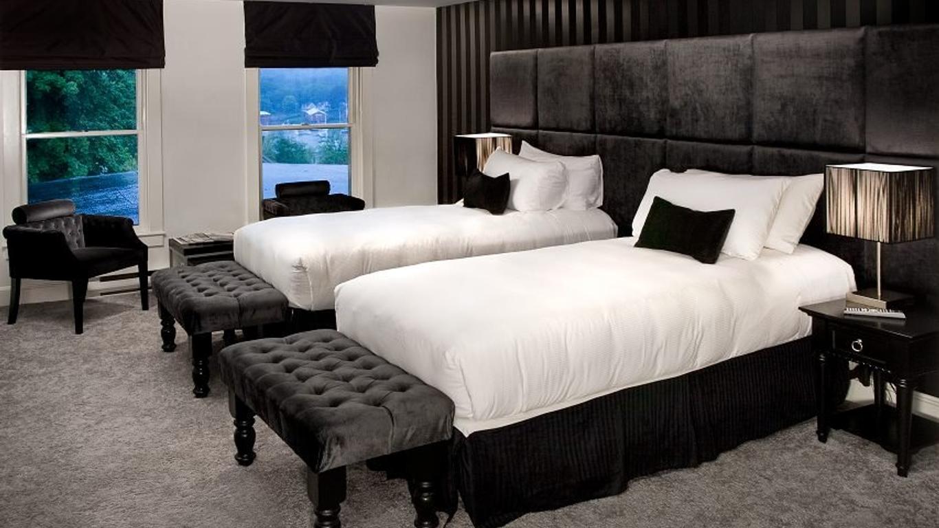 Relais Chateaux Camden Harbour Inn