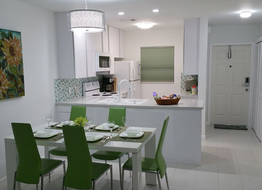 Ruokailuhuone Valokuva