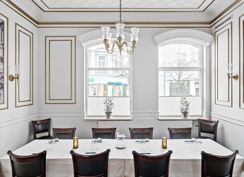 Ruokailuhuone Valokuva