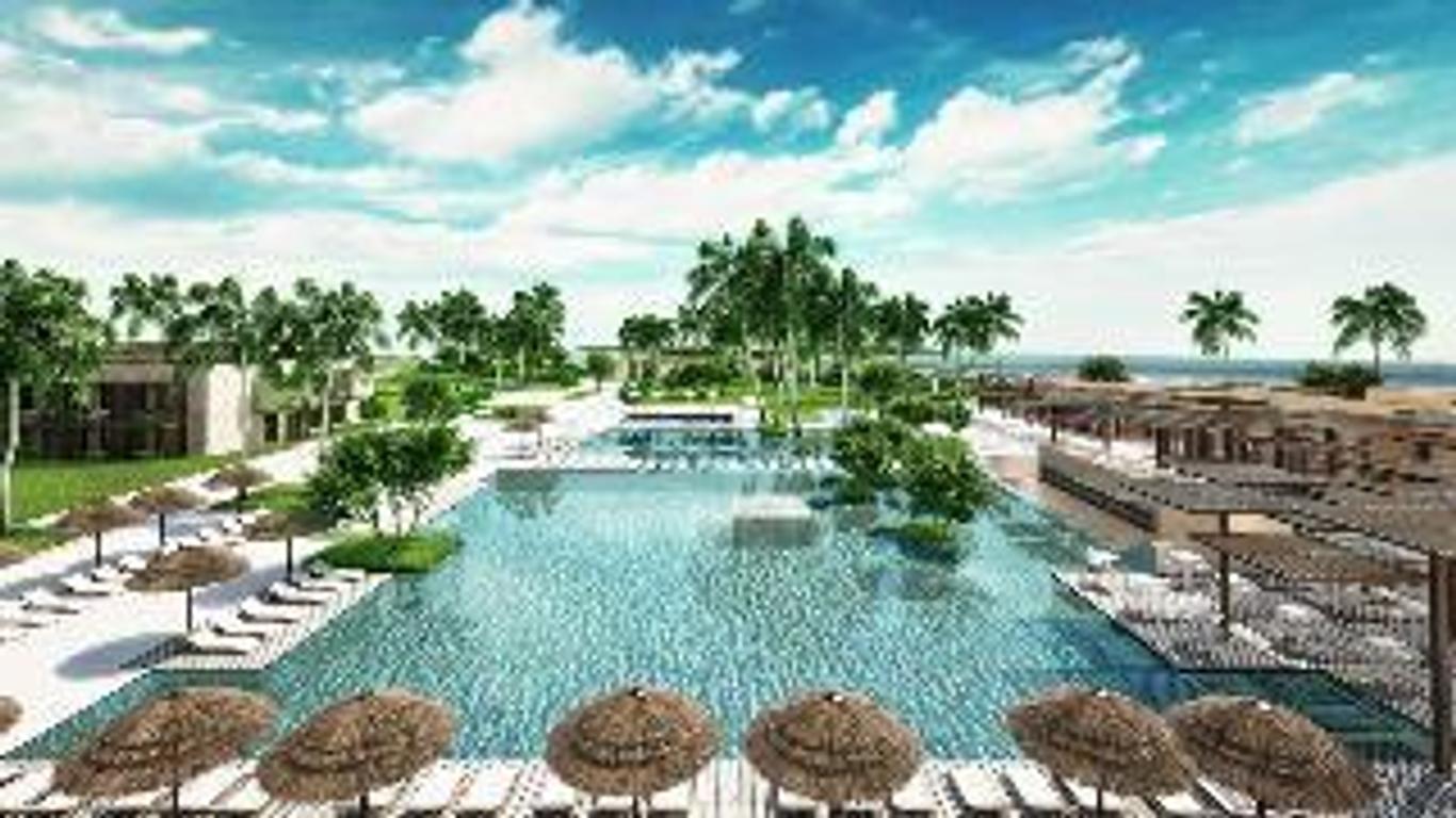 Paloma Paradise Beach