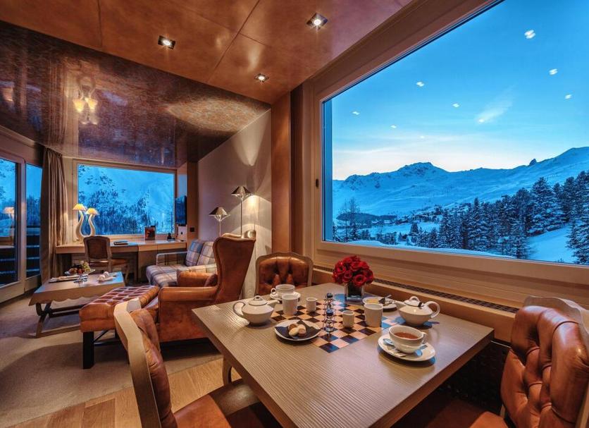 Ruokailuhuone Valokuva