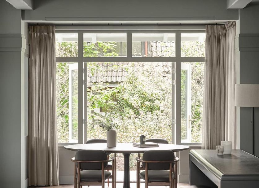 Ruokailuhuone Valokuva