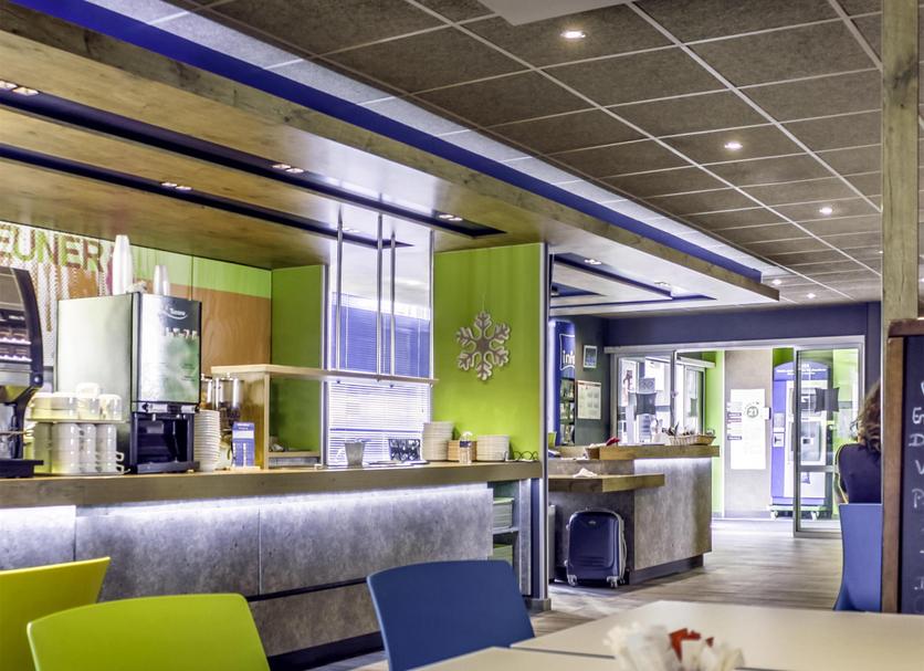 Ruokailuhuone Valokuva