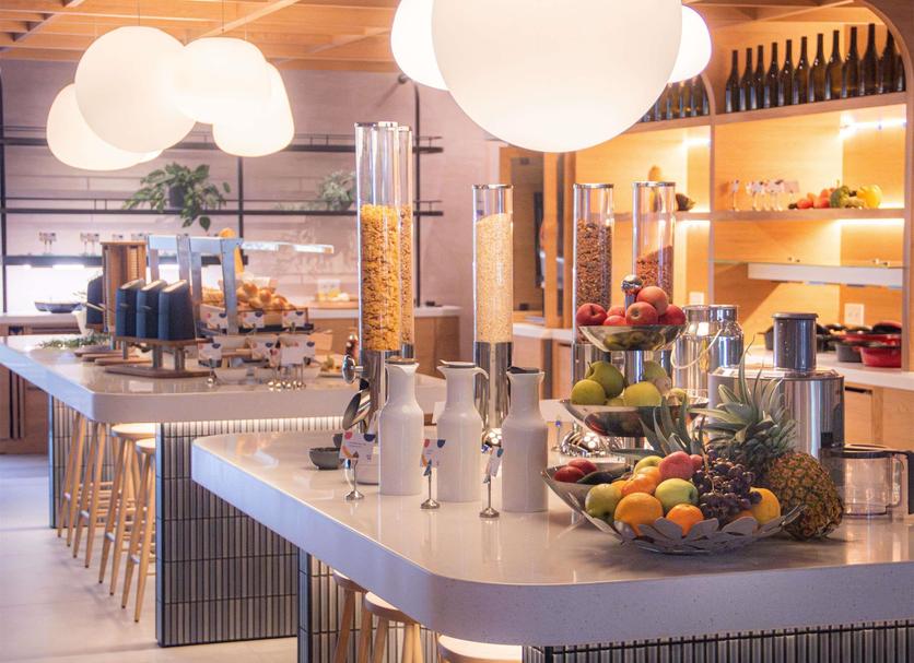 Ruokailuhuone Valokuva