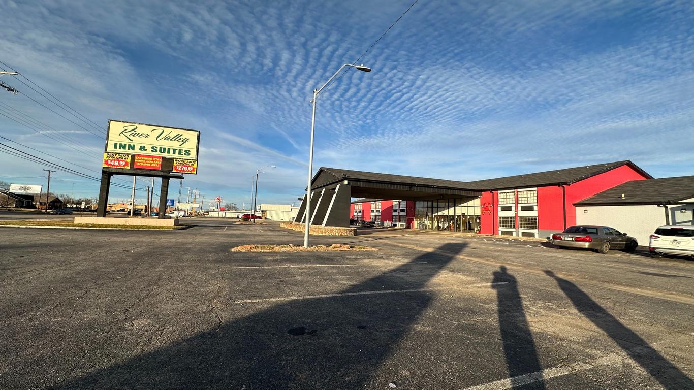 River Valley Inn and Suites By Belvilla