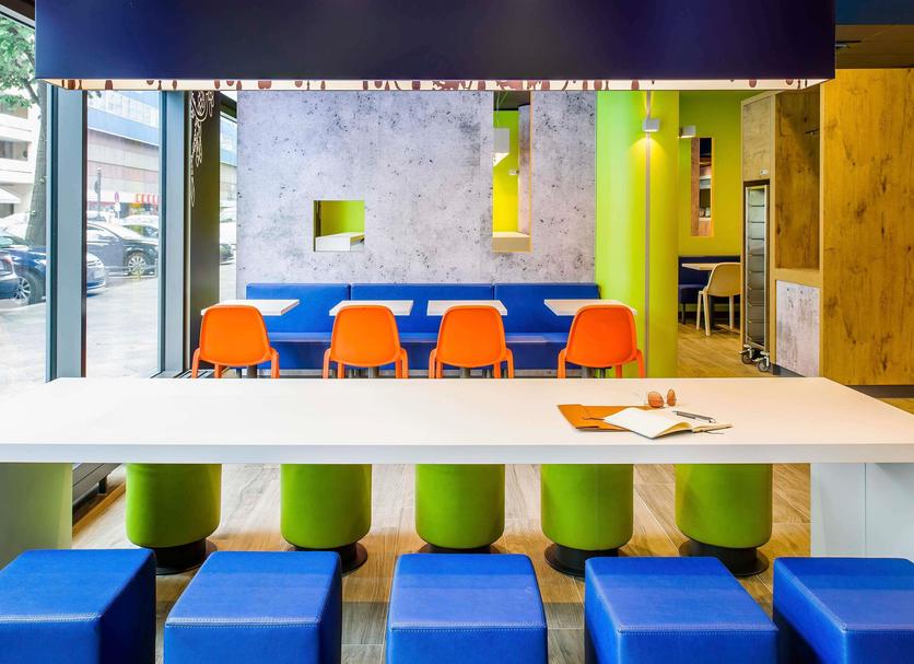 Ruokailuhuone Valokuva