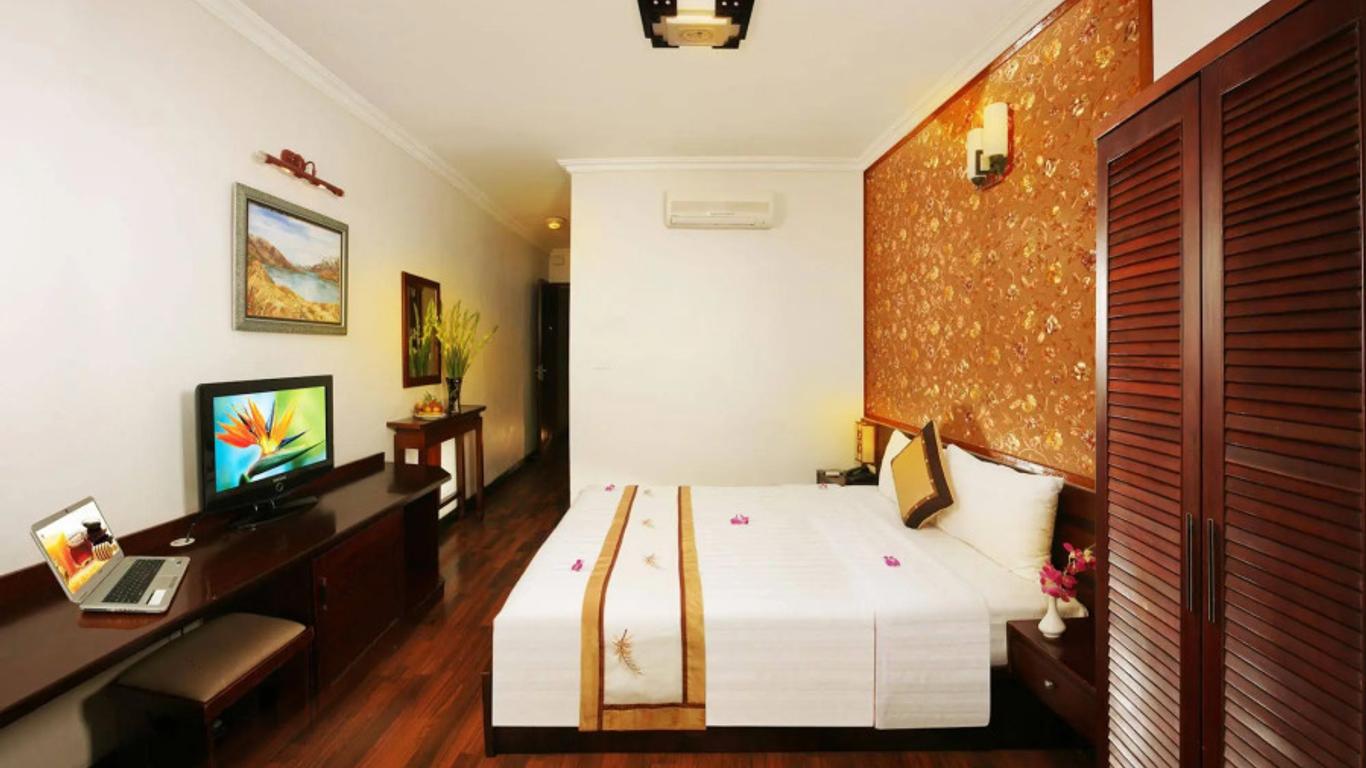 Hanoi House Hotel & Travel