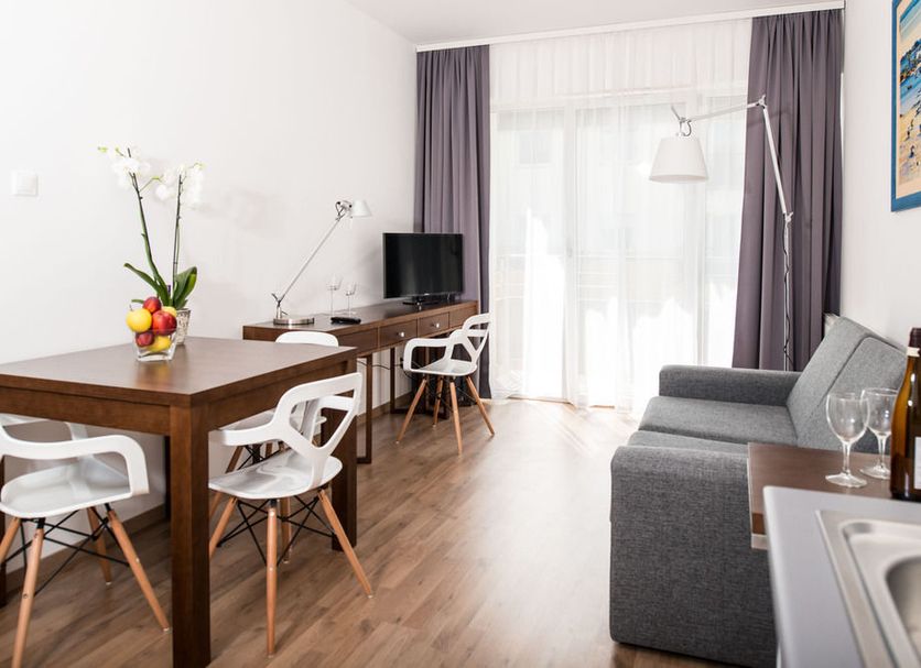 Ruokailuhuone Valokuva