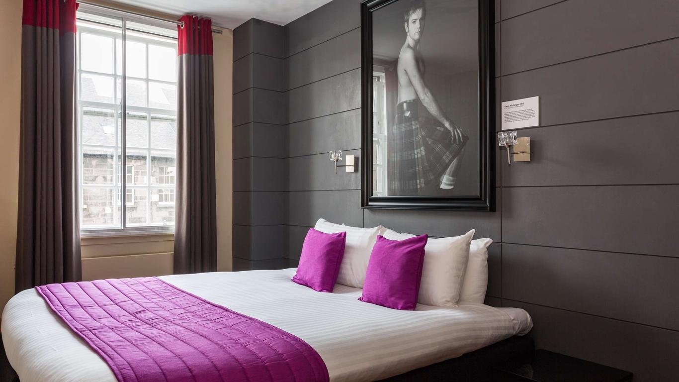 Angel's Share Hotel