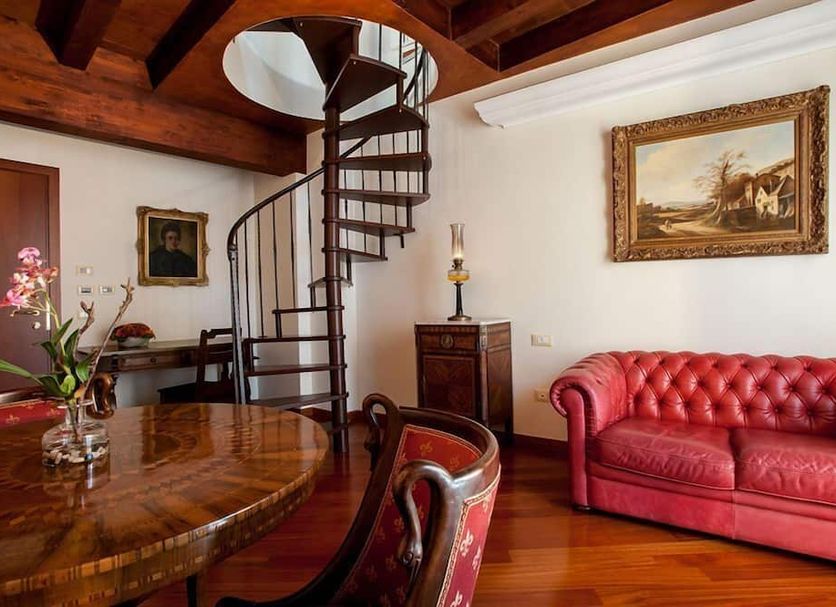 Ruokailuhuone Valokuva