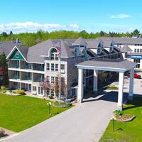 Crown Choice Inn & Suites Lakeview & Waterpark