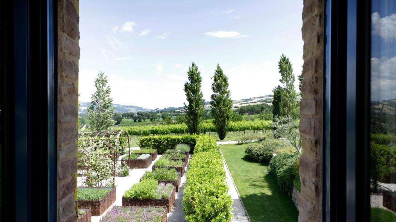 Urbino Resort - Tenuta Santi Giacomo E Filippo