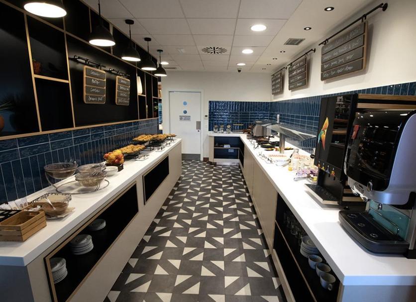 Ruokailuhuone Valokuva