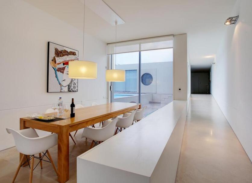 Ruokailuhuone Valokuva