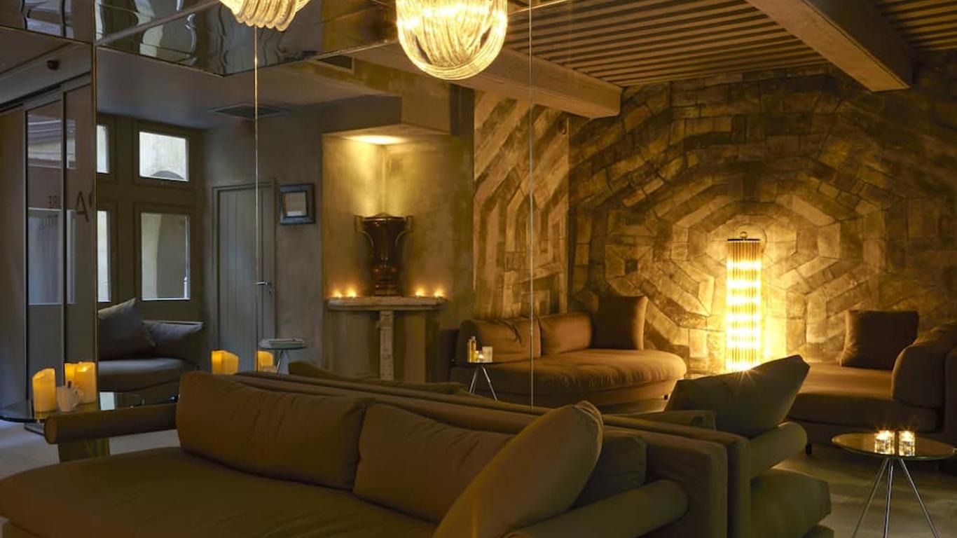 Cour Des Loges Lyon, A Radisson Collection Hotel