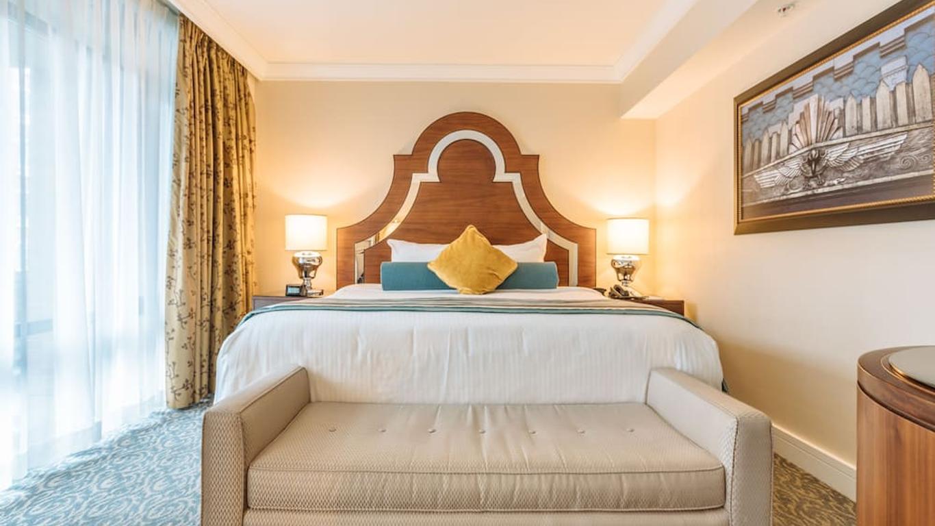 L'Hermitage Hotel
