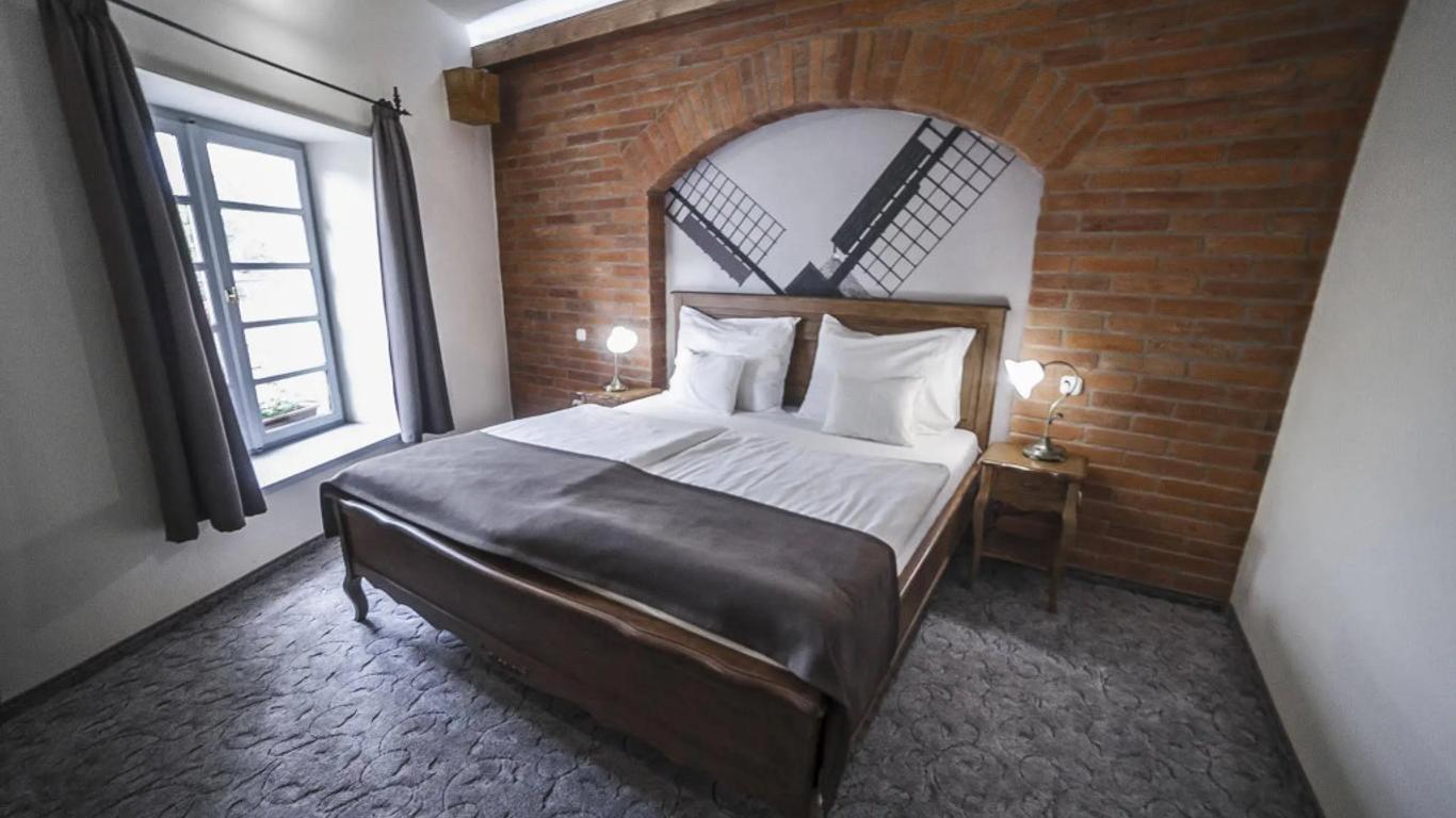 Malom Hotel