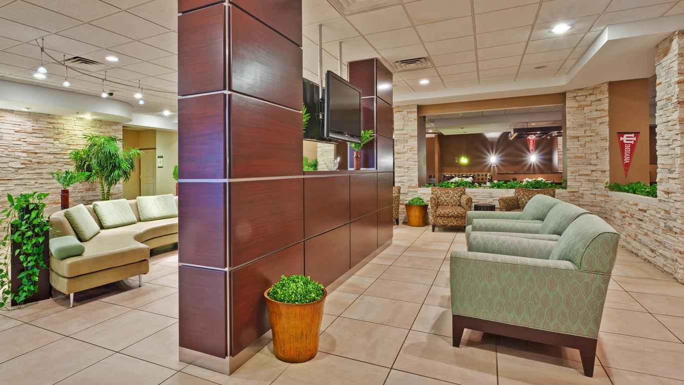 Holiday Inn Bloomington-University Area
