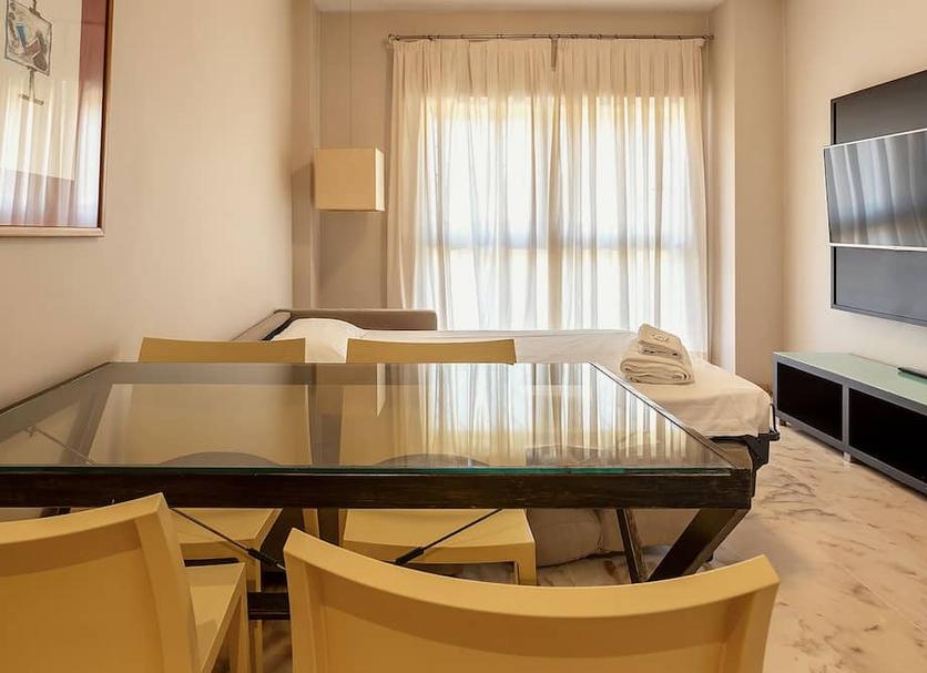 Ruokailuhuone Valokuva