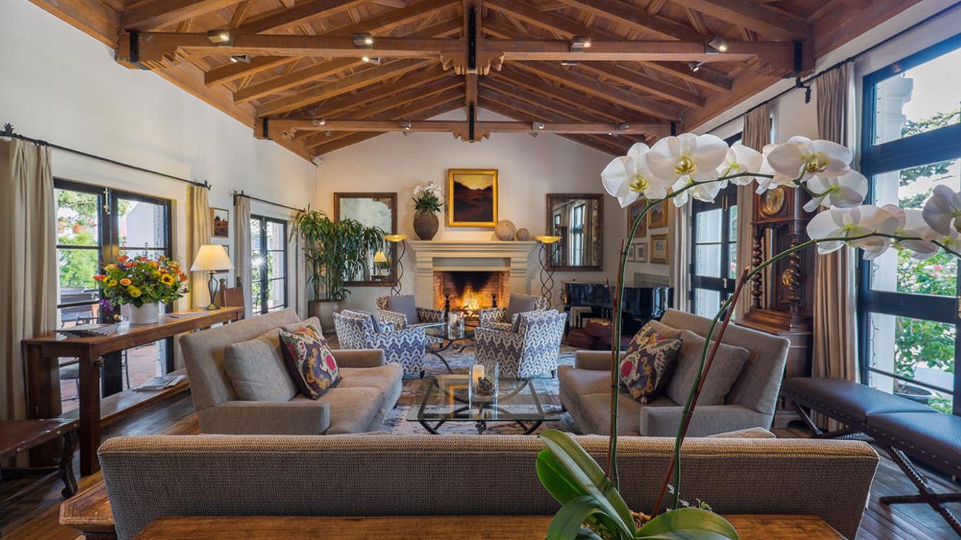 Cypress Inn